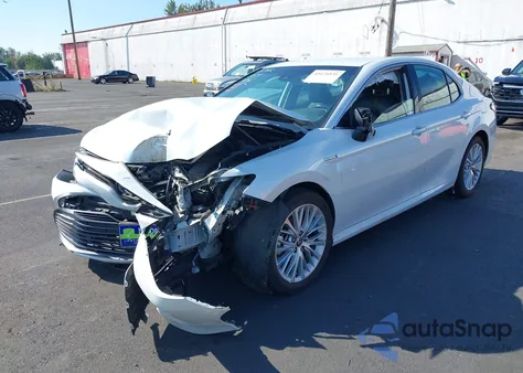 2020 Toyota Camry Xle Hybrid из США, поврежденный, VIN 4T1F31AK1LU541672